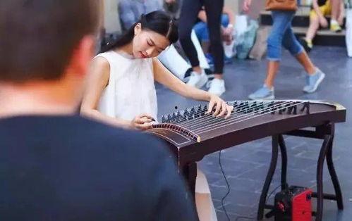 弹古筝的网红
